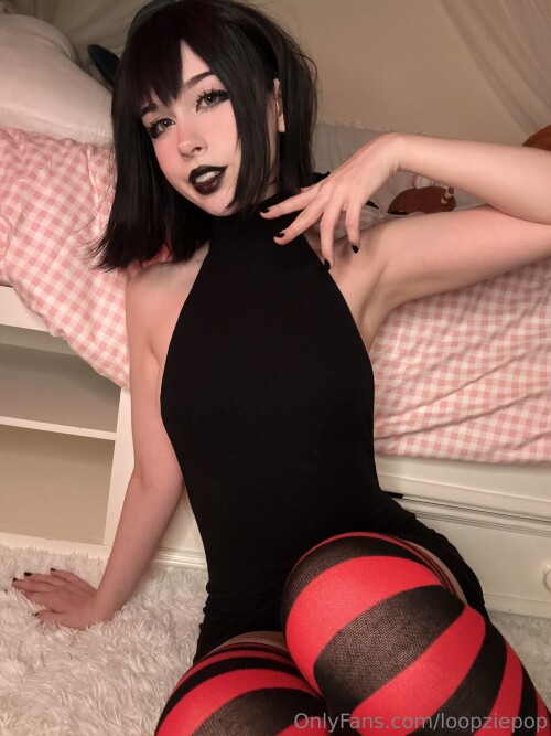 Mavis photoset 1658e3c7b91bc7aa5b