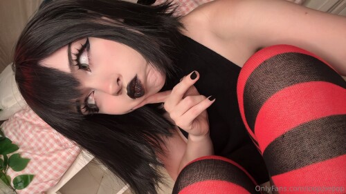 Mavis photoset 18def487c7548698af