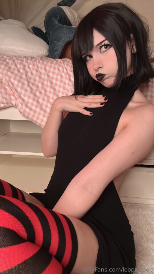 Mavis photoset 23c035887f2bf2a983