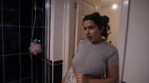 Mayapetite Mommy and The Magic Musical box5d563526fb6ade817