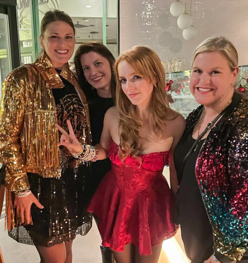 Mckenna Grace 16ce14c5310869fd6