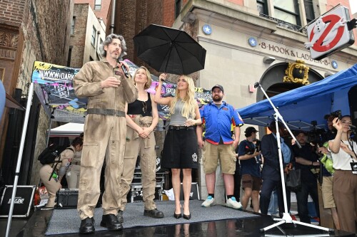 Mckenna Grace 27ba298ecad552c0f