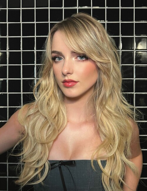 MckennaGrace 14b39df0f24bd2010