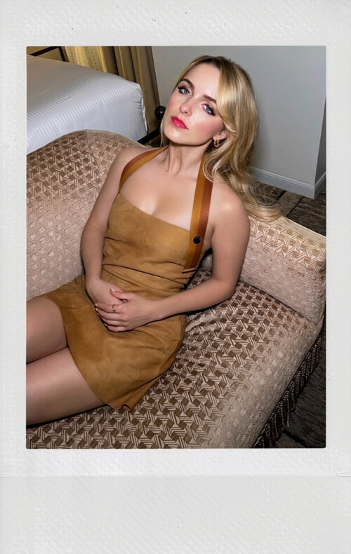 MckennaGrace 38e26b855437c8483