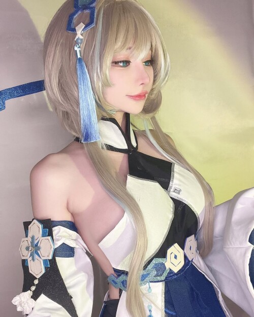 Meenfox-cosplay-Guizhong---Genshin-Impact-2eaee1dca5bf8e9037a4973865575089e