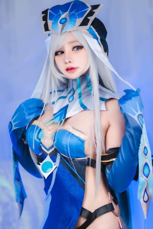 Meenfox cosplay Mirror Maiden Genshin Impact 63e0c2b0f9c679d3f