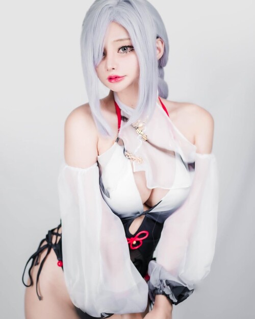 Meenfox cosplay Shenhe Genshin Impact 2a604bf6b6450c499