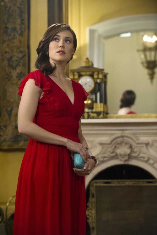 Megan Boone 18b5417ceaf6509db0