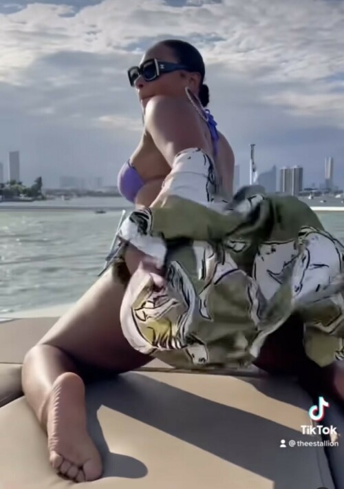 Megan Thee Stallion Feet 6351305