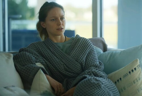 Melissa Benoist The Waterfront 24948ea3e778a5c712