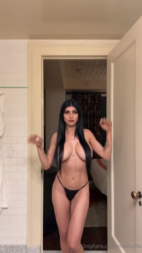 Mia K.mp4 20251016 210448.7194e3e3d030740553a