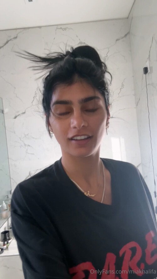 Mia K.mp4 20251019 061435.2794ee77b94a9977ef3