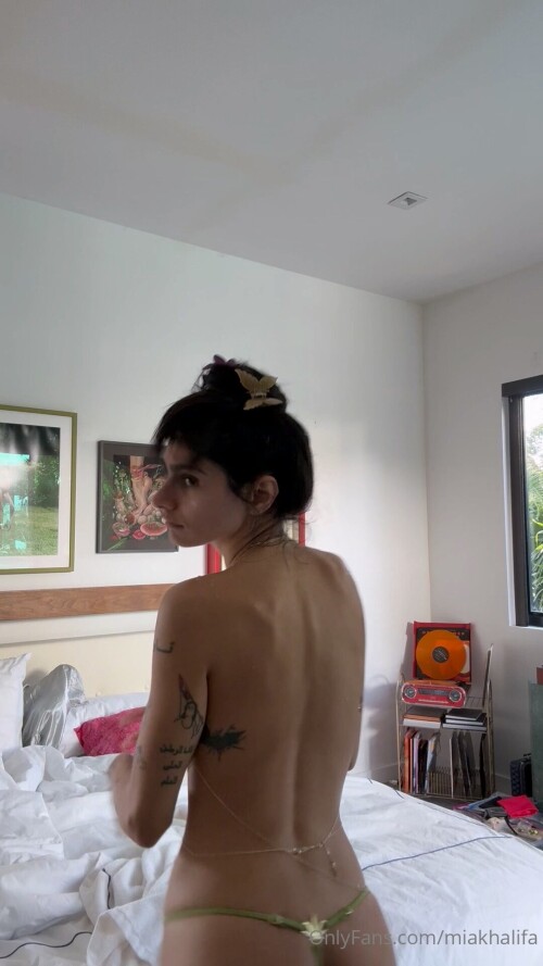 Mia K.mp4 20251022 070334.2796eee4068a600a47a