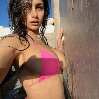 Mia-Khalifa-24f03c87b42a45b2b