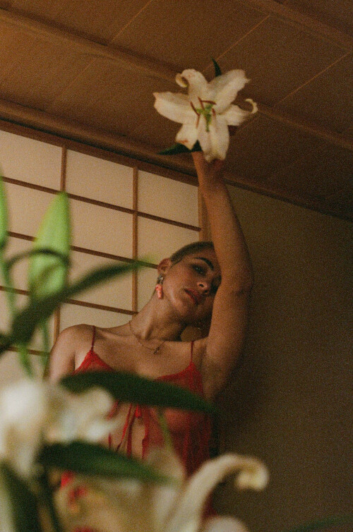 Mia Valentine 18