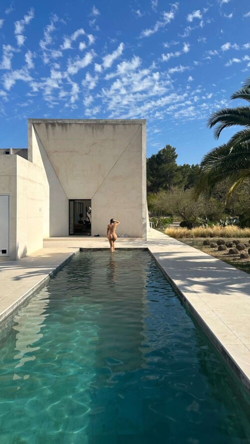 Mikaela Testa 3202fc5ef67a9b5a9