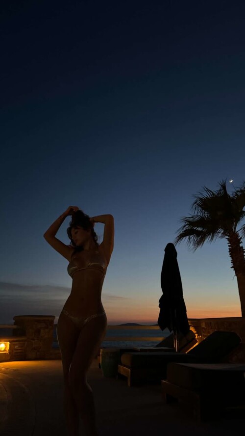 Mikaela Testa 363e0fd0d938a056b6