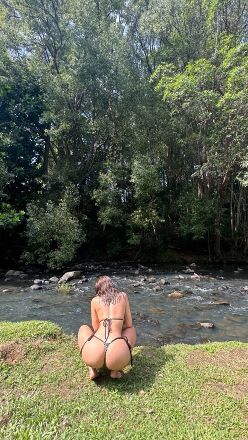 Mikaela Testa 437da707eafcba9a7f