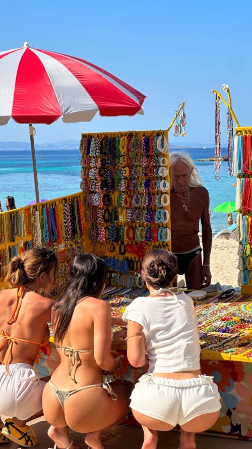 Mikaela Testa 5b29f44b3131eac2a