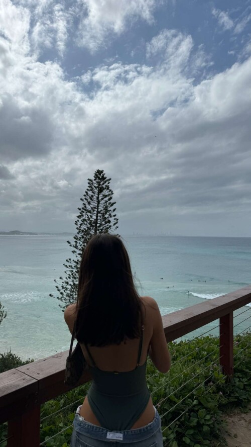 Mikaela Testa 6e32d1be6a99585cd