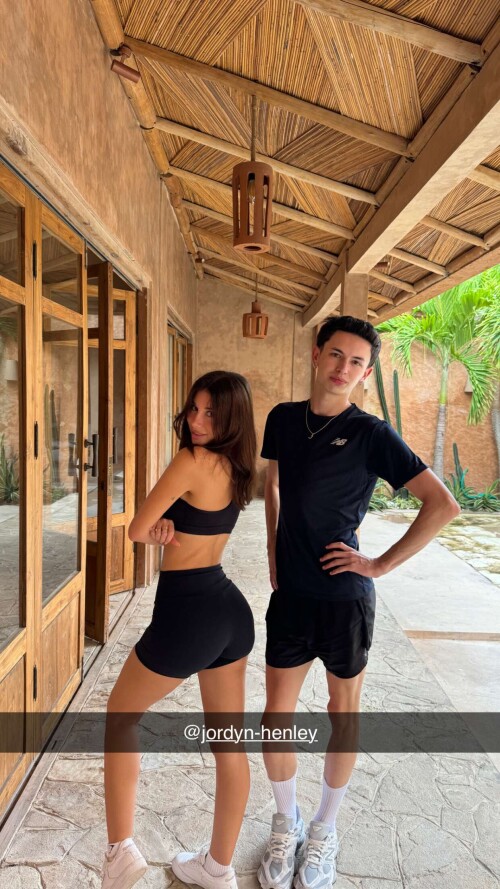 Mikaela Testa 988586f65b3bf6ef2