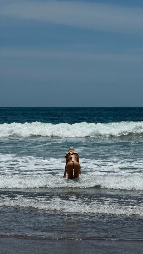 Mikaela Testa12c253a7f642659987