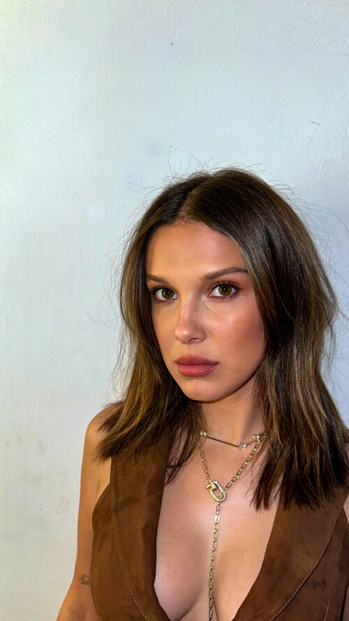 Millie Bonnie Brown69fdc81baf4b1d46