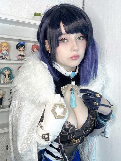 Minaa Yelan 08b5dc3c0941d5de5e