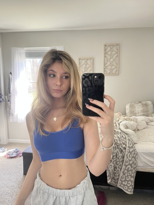 Mirror 3595105e420ab22b6c