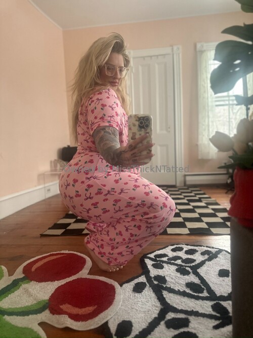 Miss Thick N Tatted OnlyFans 1747571201829f93946d8857eaafe