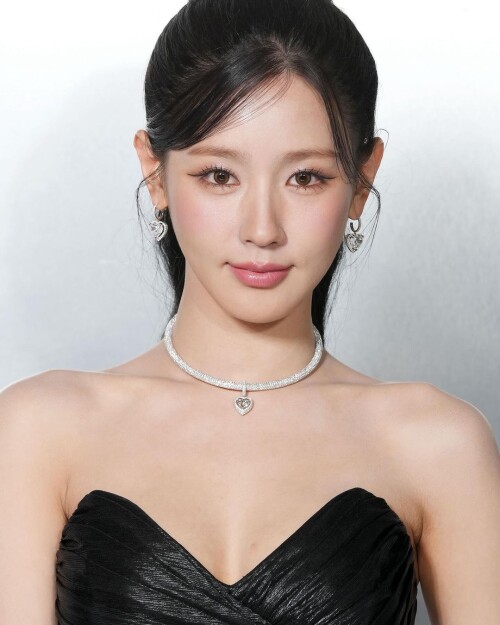 Miyeon elegantfeec6dadf20855d8