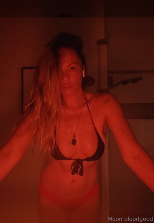 Moon Bloodgood 04 27 2025 0193375f463ede96193