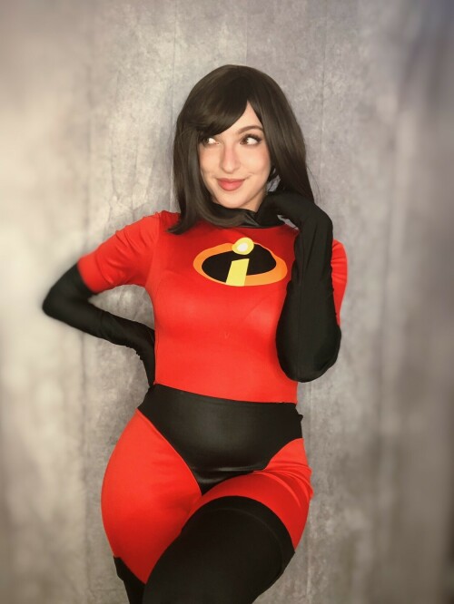 Mrs Incredible 2