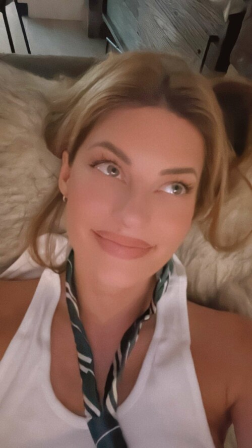 MvHSbDiIyrllQ6FDEBhtb.10234996e9745ff7d934