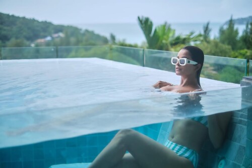 My head is under water but Imbreathing fine .. your crazy n I am out of my mind nishankswami crestre
