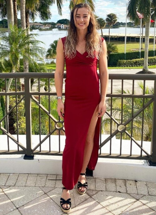 Nadine Visser Feet 6165811235e1b447993e103