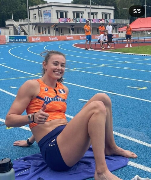 Nadine Visser Feet 80849551f32a90148d72b9f