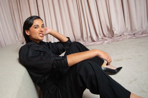 Naomi Scott PEOPLEs Portrait Studio September 2025 05688c60a4bfa7779d