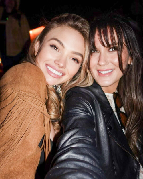 Natalie 2d724d77f29c1924d