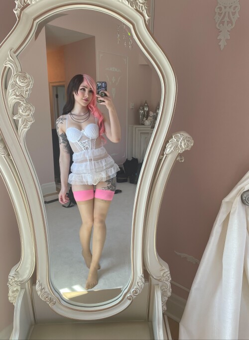 Neo Boudoir BTS 1639041353ded84c5