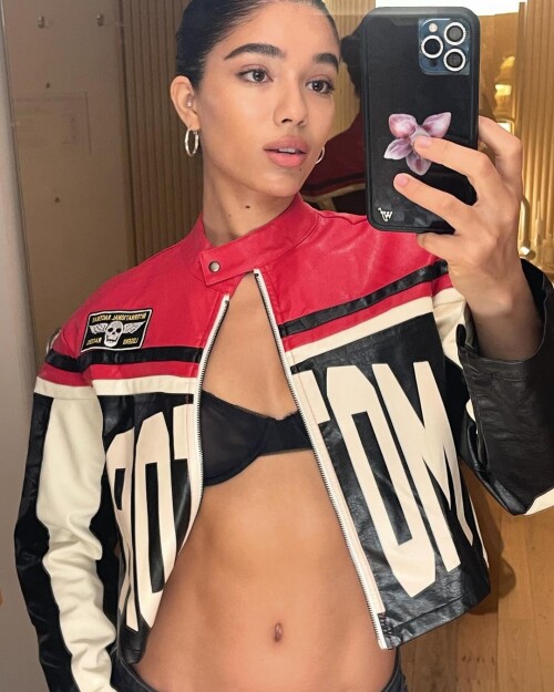 New-music-coming-soon-what-do-you-want-the-next-release-to-be---English-or-Spanish-49dd18b3fd5d10ef2