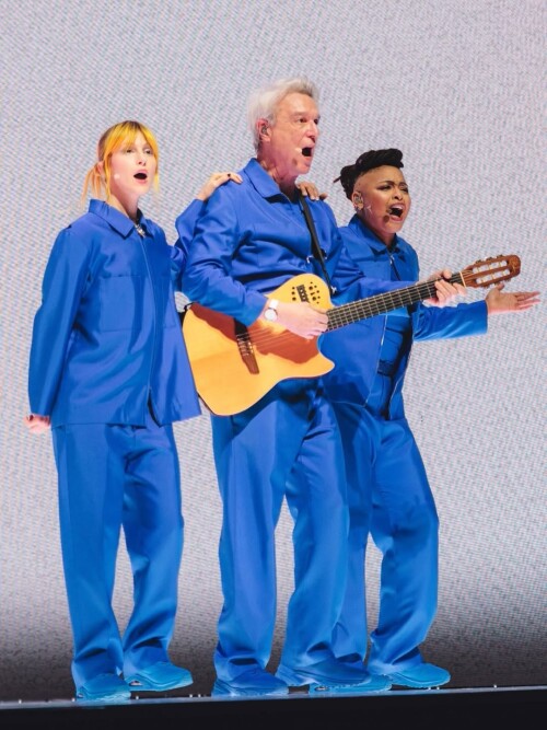 New photos of hayleywilliams with davidbarnes yesterday in NYCcredits emilioherce ......6c9760247579