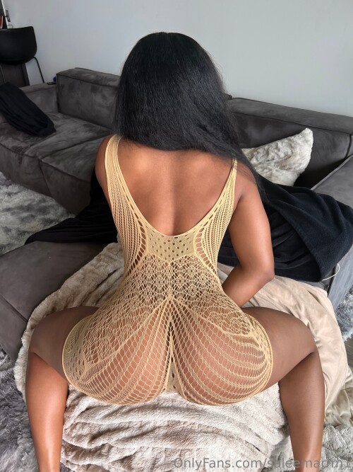 New-pics-and-vids-otw-_0001596fe8db600af369.jpeg