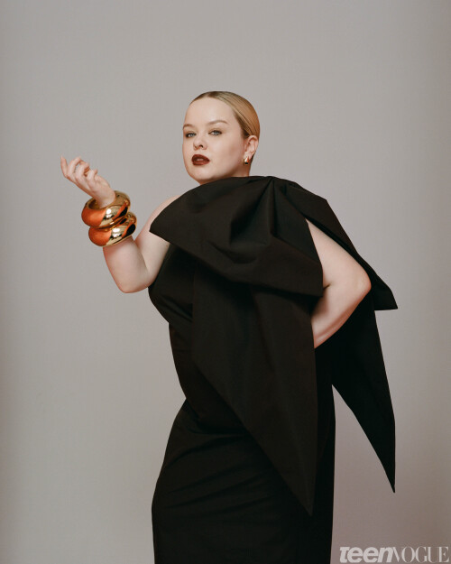 Nicola Coughlan 146e727c5d7b270d43