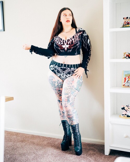 Nikki Hunter863c60a908b3bfb0c