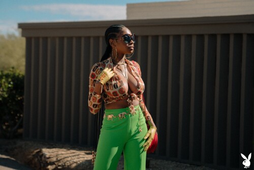 Nyla15 0002e1510afb016d8028