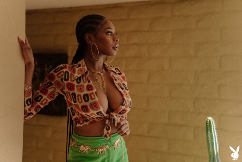 Nyla15 0007f4a352311934bd2e