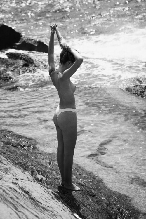 Oceane le Ny by Romain Servens 11