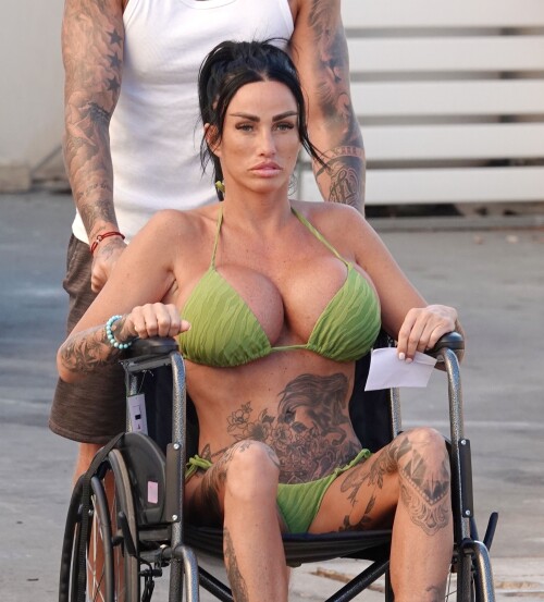 NINTCHDBPICT000939722572