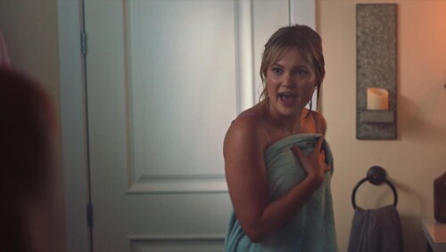 Olivia Holt Turkey Drop 2019 03 c80166ca23b0c9e6